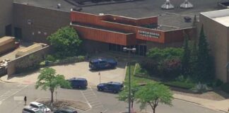 Dearborn police describe what led to fatal shooting, leaving 2 dead, 1 injured inside Fairlane Mall
